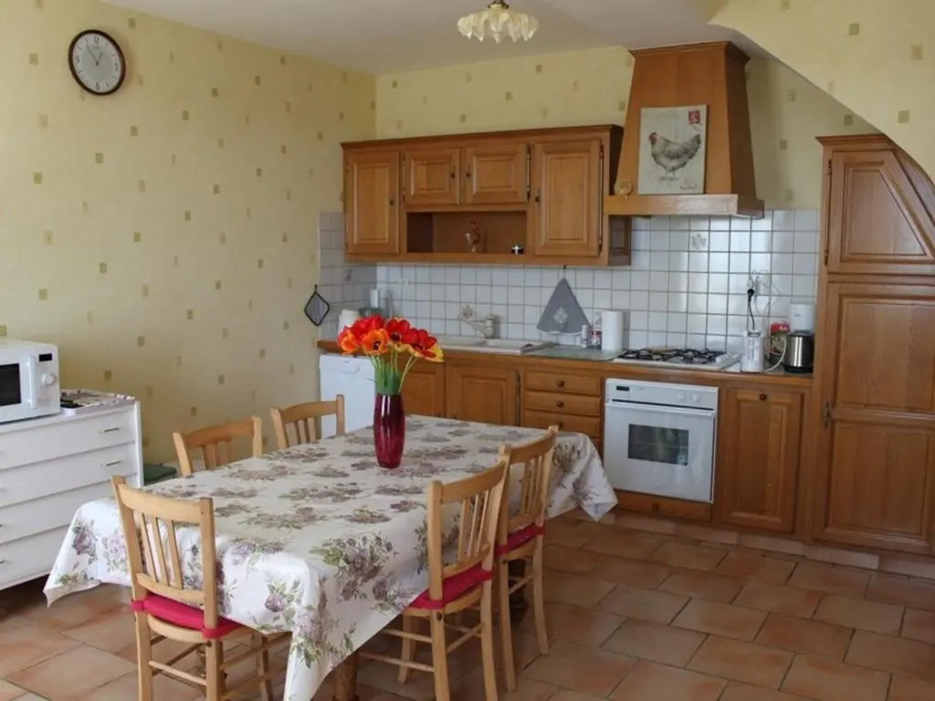 Gite Lerné, 4 pièces, 5 personnes - FR-1-381-486
