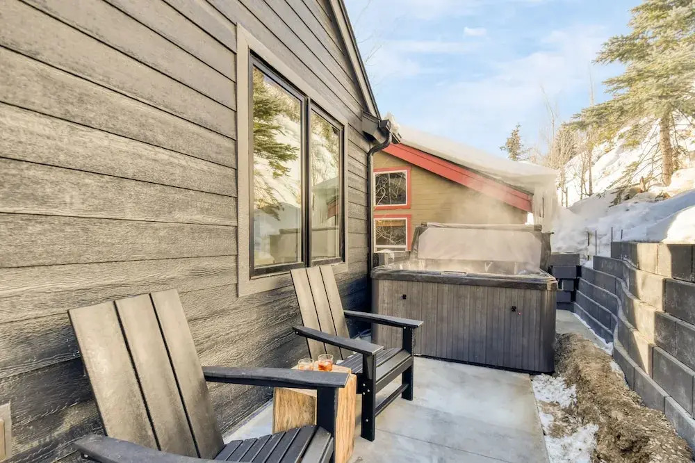 Webster by Avantstay Central Location w/ Hot Tub and Patio