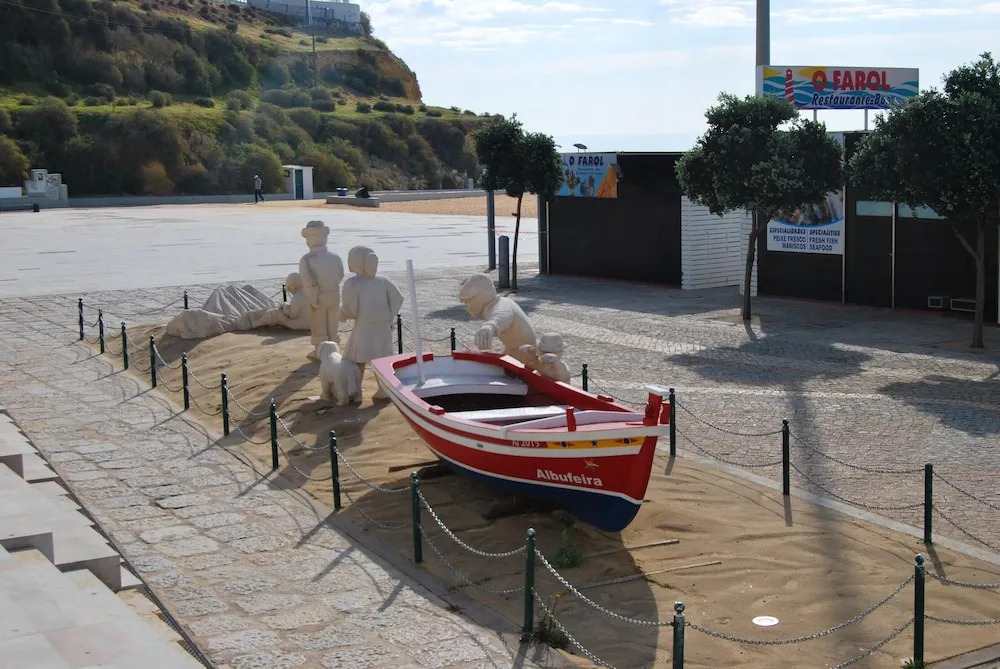 Apartment with 2 Bedrooms in Albufeira, with Wonderful Sea View And Wifi - 200 M From the Beach