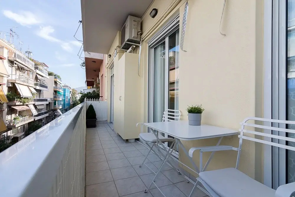 Spacious 3 bedroom apartment in Thessio