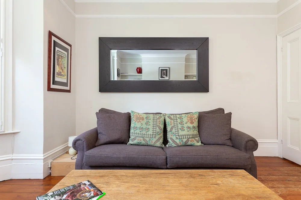 Two Bedroom House With Garden In Maida Vale