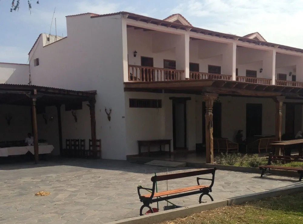 Hotel El Huarango
