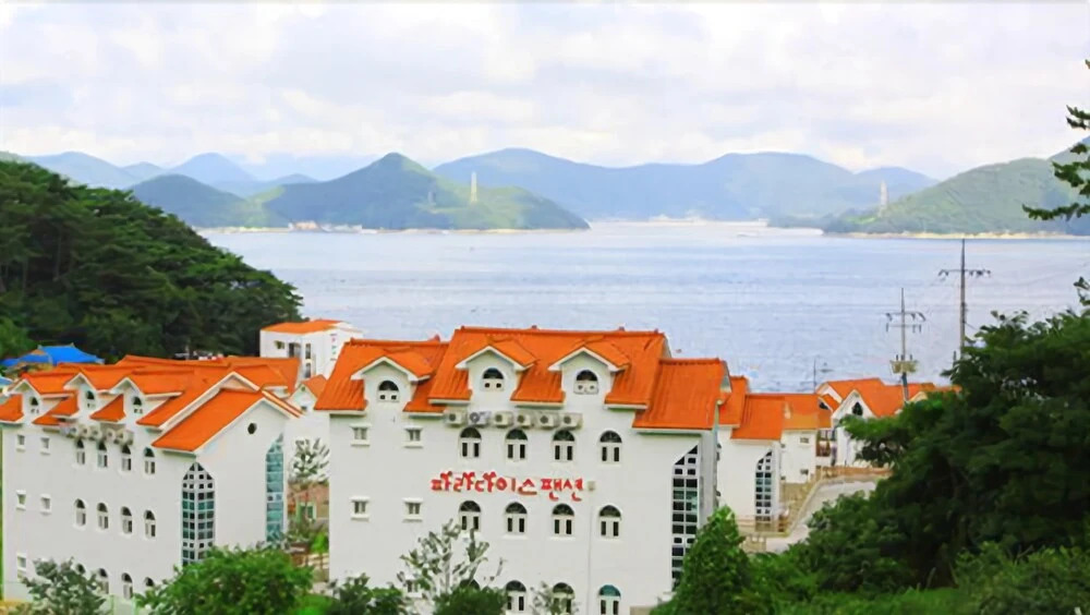 Tongyeong Paradise Pension