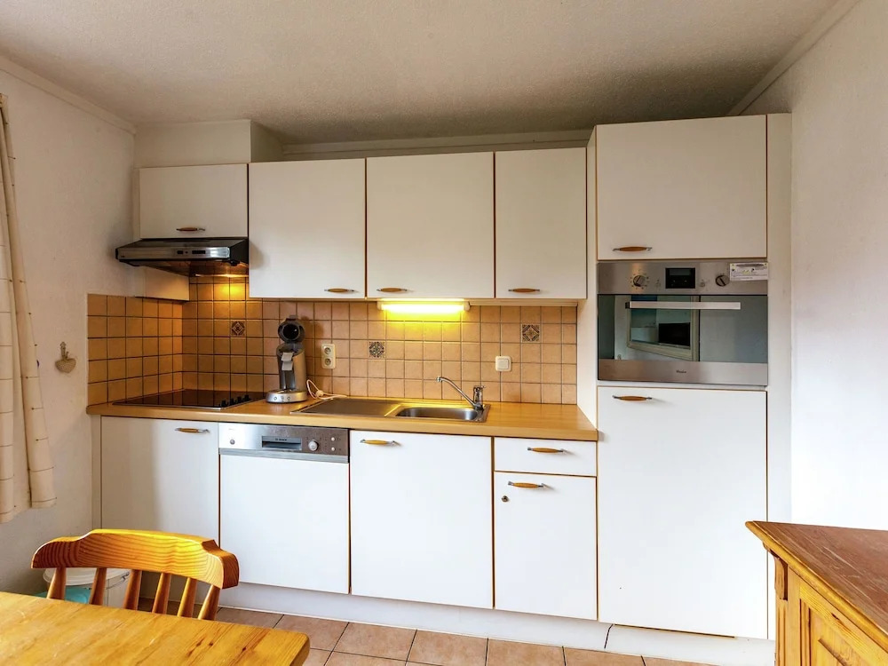 Holiday Home in De Haan With Terrace, Garden, Barbecue