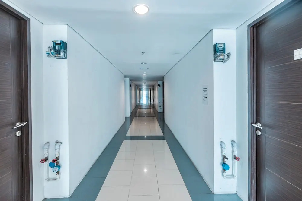 OYO Flagship 1170 The Habitat Karawaci