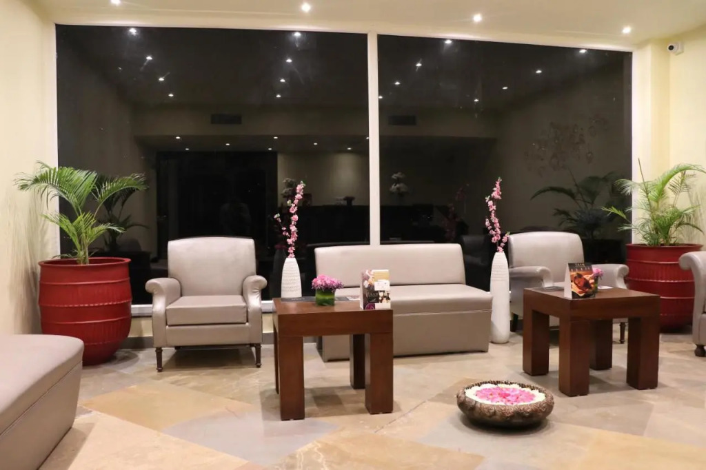 juSTa Luxe Sajjangarh Resort & Spa, Udaipur