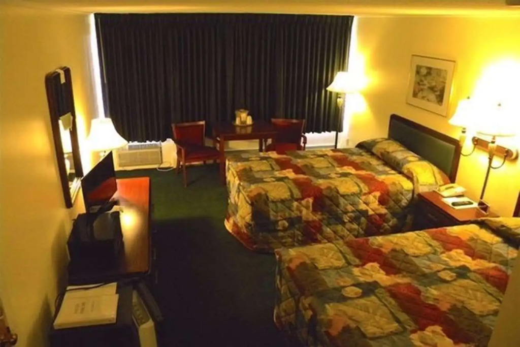 Baxter Park Inn