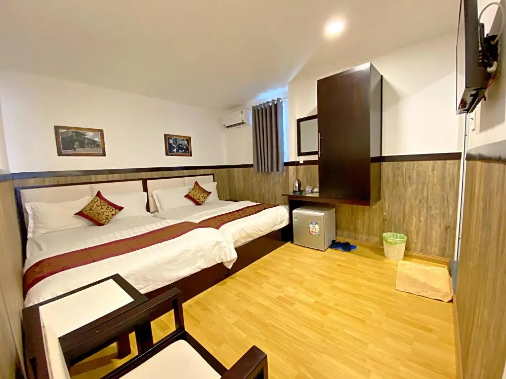 Hotel Minh Hang