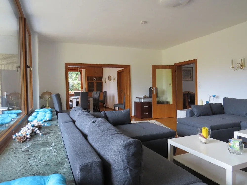 Villa Aurora