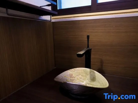 Zen Garden Kominka | Sleeps 8 | Parking | ITM Easy