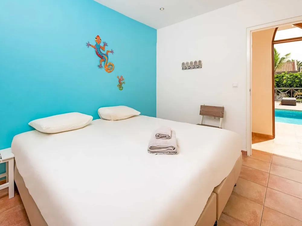 Apartment Mama Sha With Shared Pool Near Jan Thiel