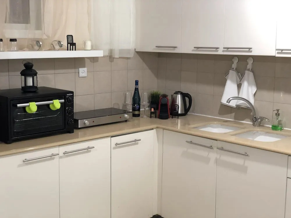 Apartment Halper