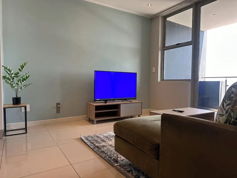 KMG Apartments at The Apex