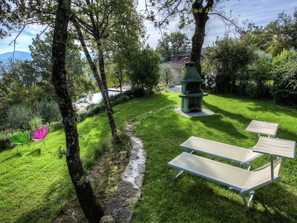 Scenic Farmhouse in Poppi With Swimming Pool