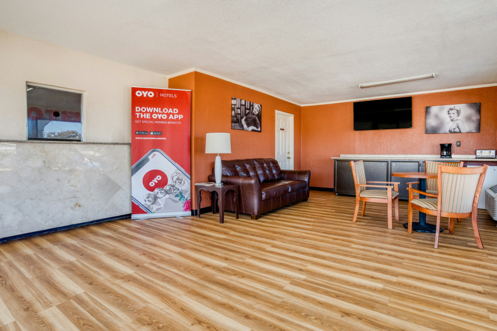 OYO Hotel Waco University Area I-35