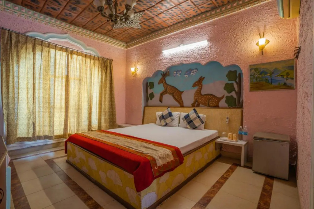 Dhola Ri Dhani Resort