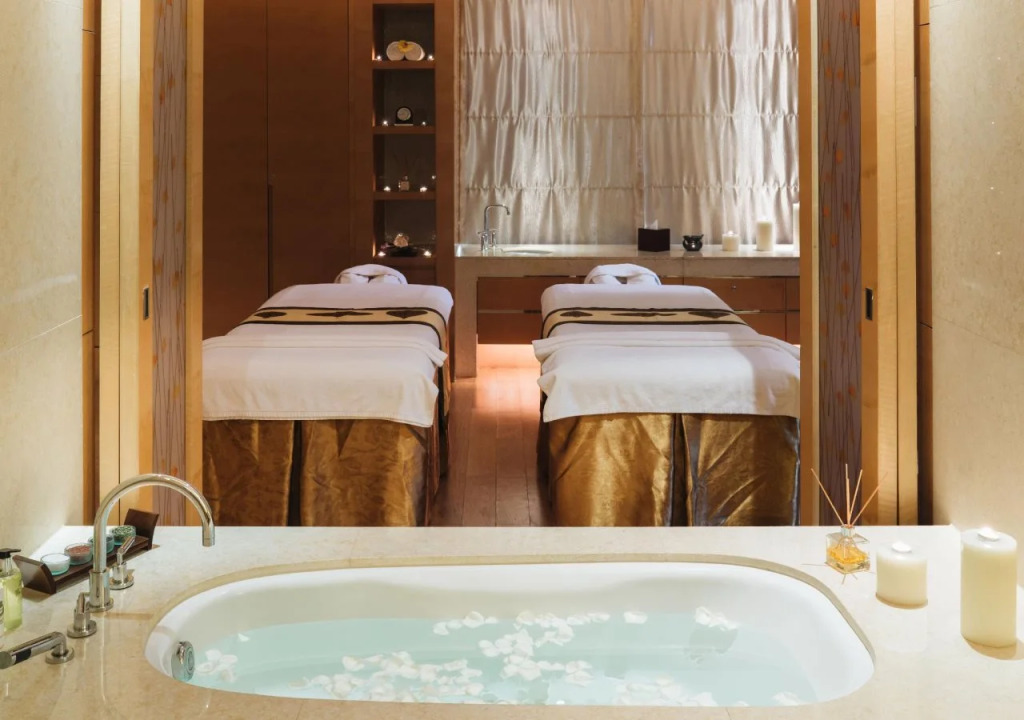 JW Marriott Hotel and Suites Saigon