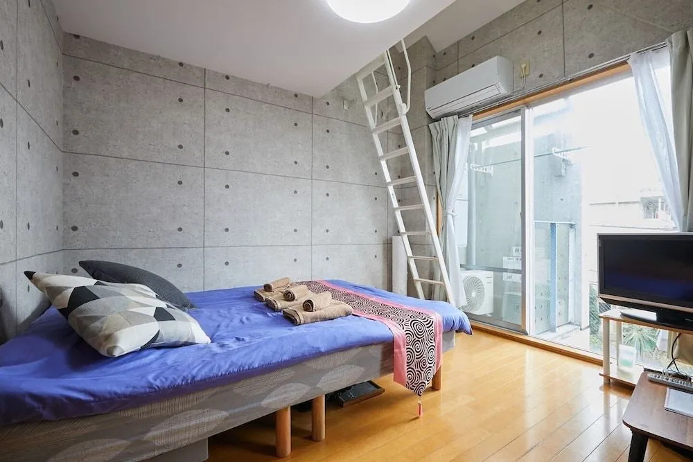 Residential Hotel Amika-F Sangenjaya 303