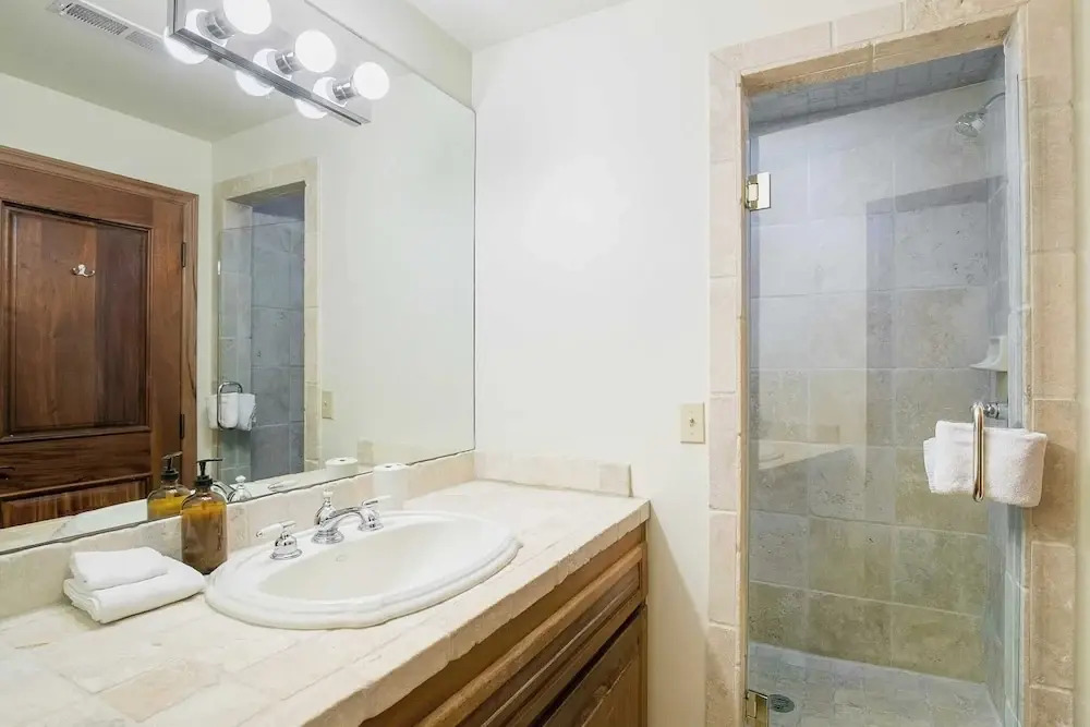 Pacific Street Townhome 514b by Avantstay Cute Townhouse in the Heart of Telluride!