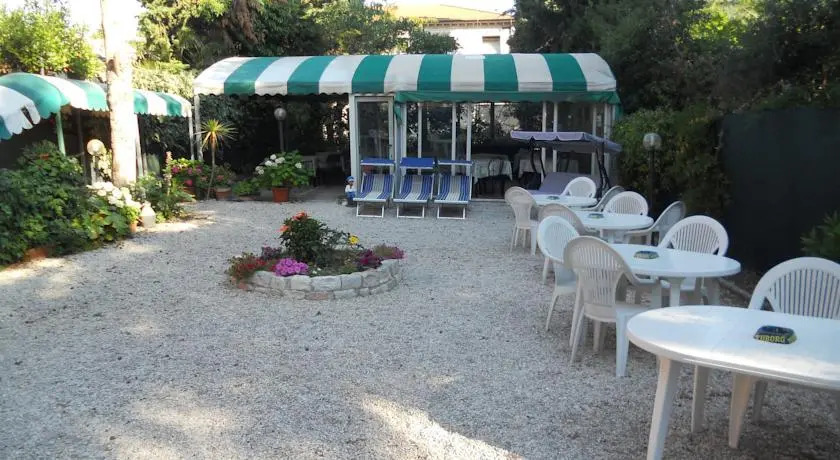 Hotel "Il Parco" B&B Sirolo