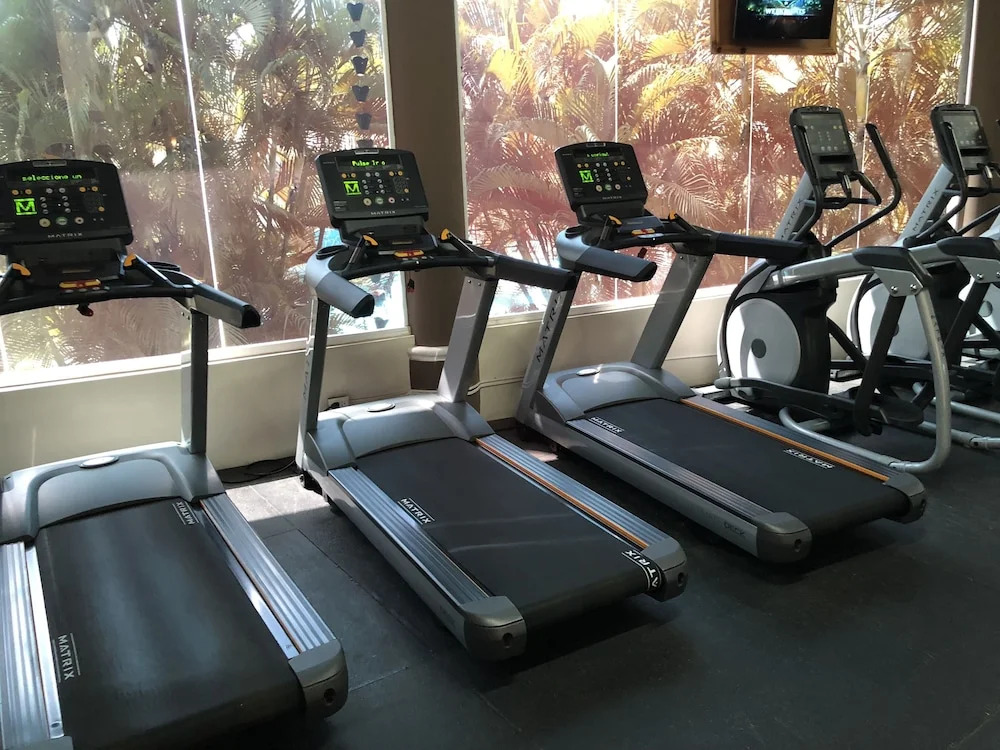 Lifestyle Kosher Crown Villas