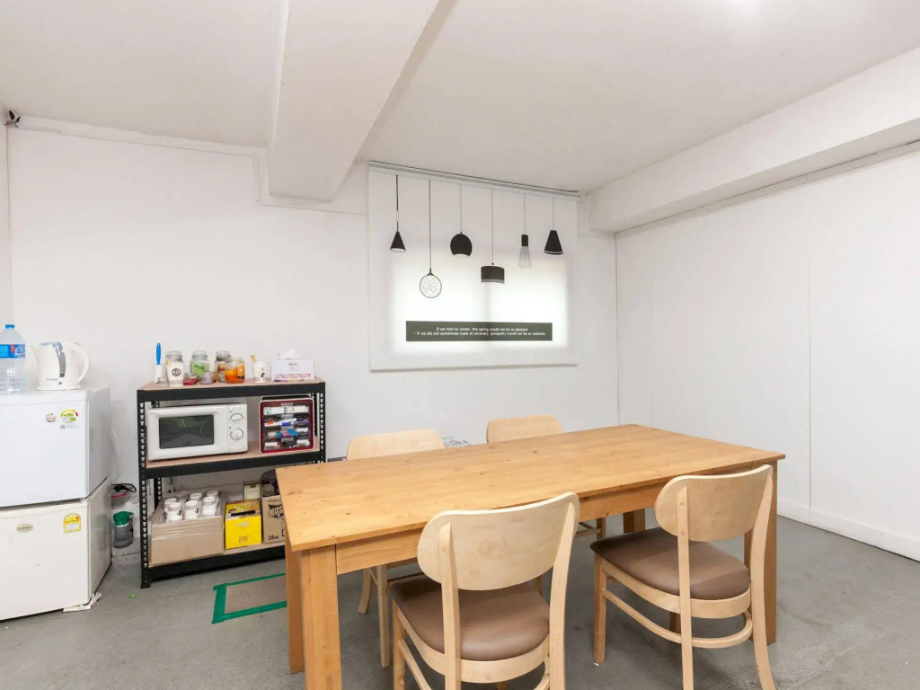 Egg Guesthouse Korea