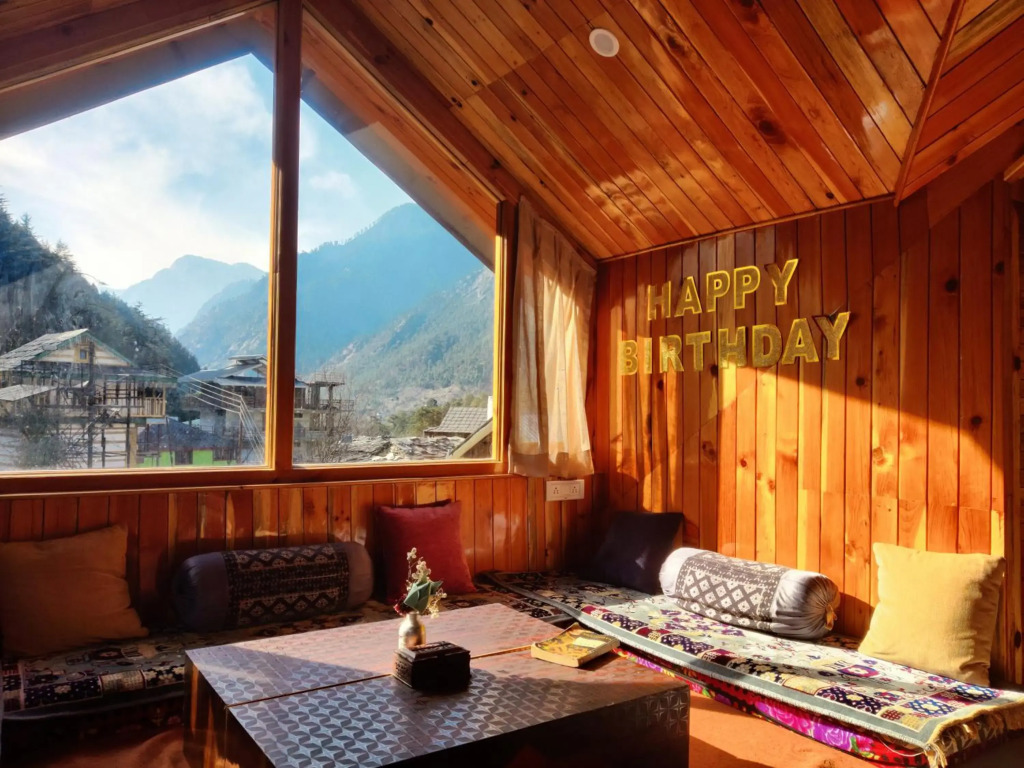 Dhi Ananta Homestay - Pure Veg