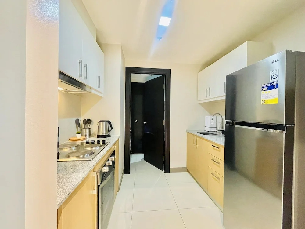 BGC Cosy Nest Uptown Parksuites Tower 1 Near Nice Restaurants and Malls