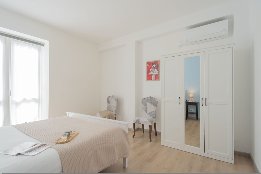 La Quiete in Laglio With 2 Bedrooms and 1 Bathrooms