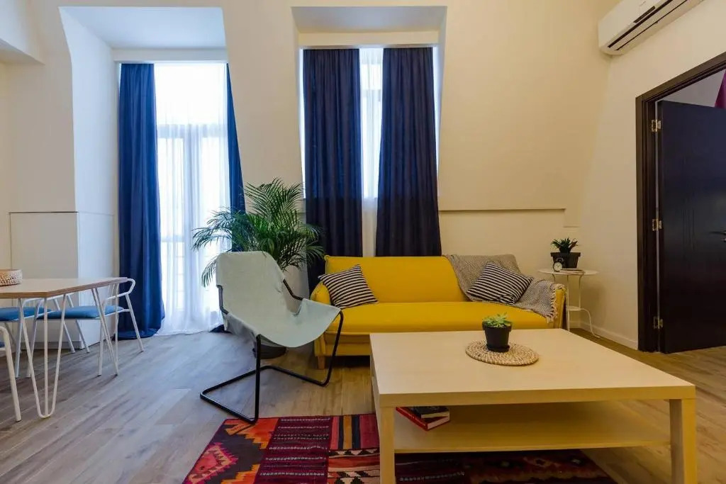 ✽Stylish and cozy 1 BR apartment in sunny Batumi✽
