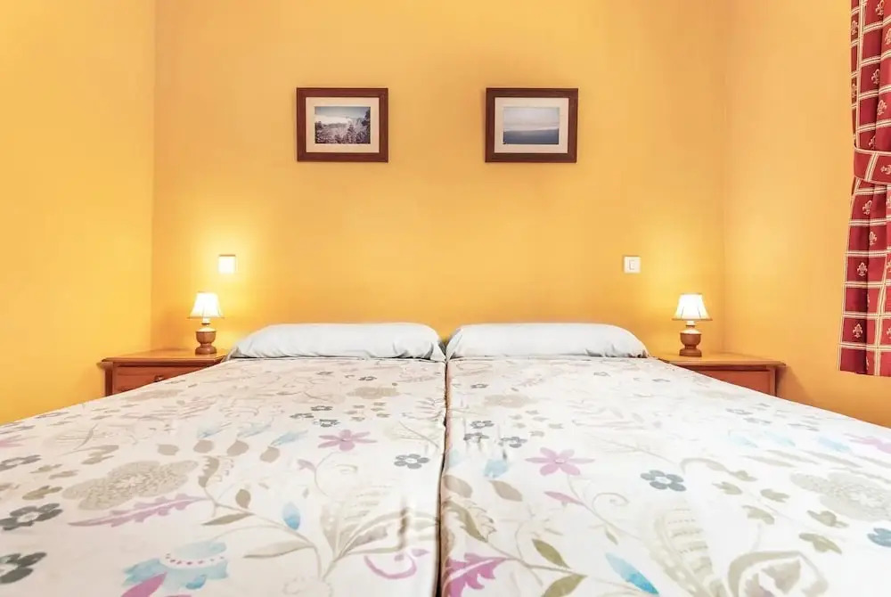 Apartment Near the Beach, big Terrace With Nice sea Views, Wifi and Parking