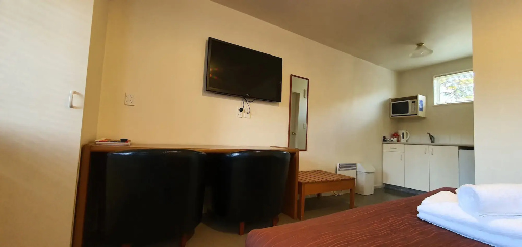 Rosewood Court Motel