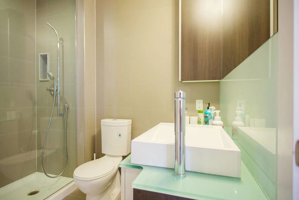 Avalon suites - Bluejays & Convention Center