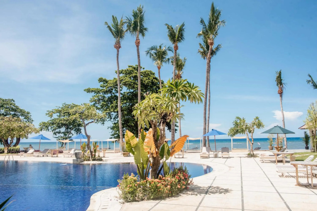 Курортный отель New Sunari Lovina Beach Resort