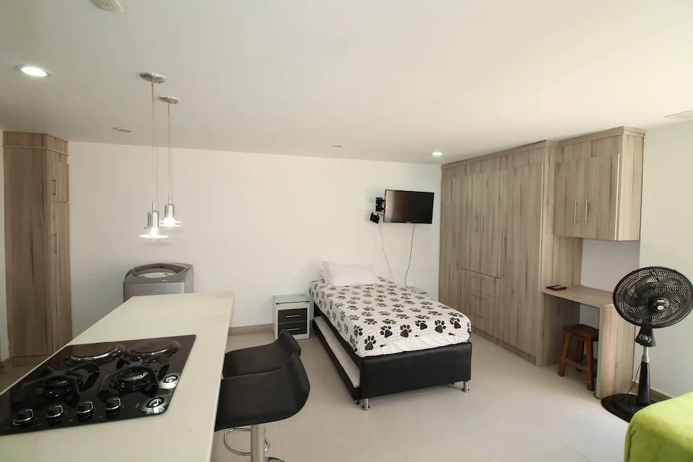 Apartamento Estudio Con 3 Camas Poblado Piso Alto