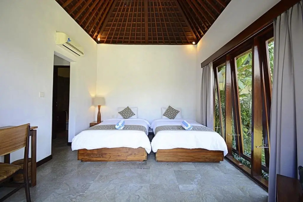 Villa Iris