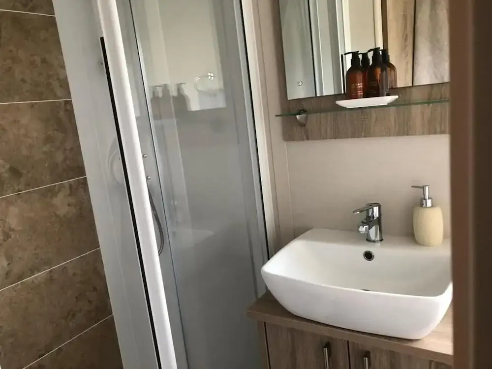 Holiday Cabin Sleeps 5, Pets, Edinburgh Festival