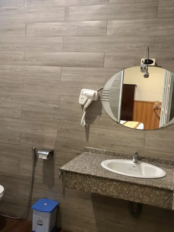 Thang Loi Hotel