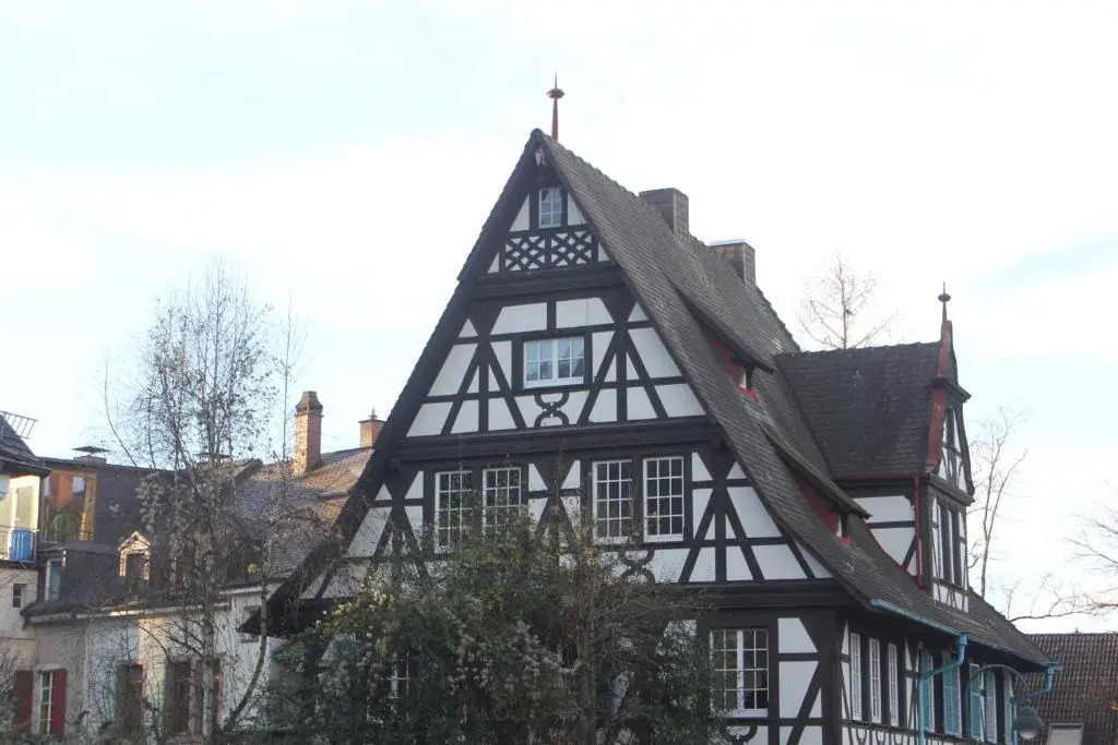 URBAN – Ferienwohnung im Herzen Freiburgs
