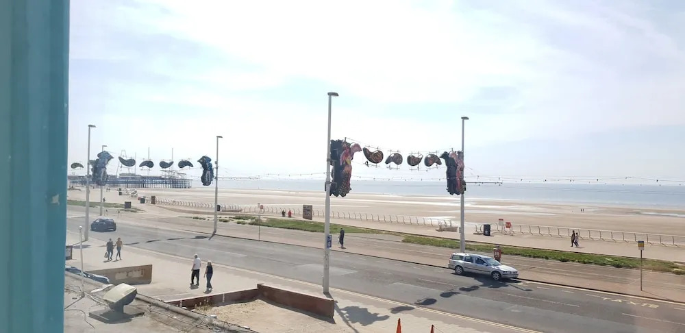 Morgans 60's experience on the promenade