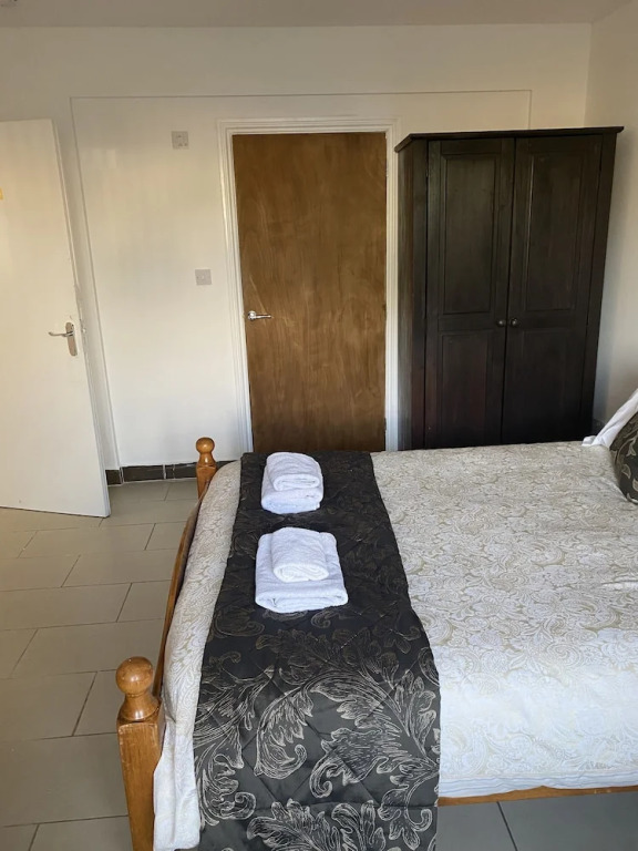 2 En-suite Bedrooms Flat in Kidlington ,oxford