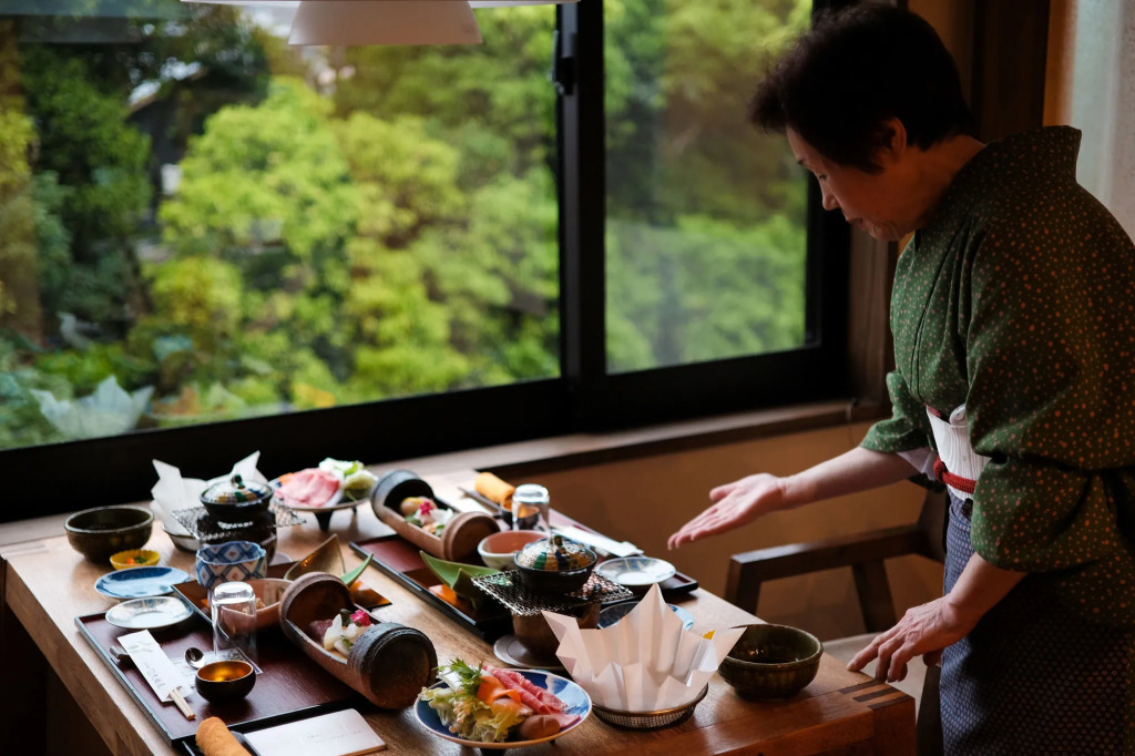 Ryokan Oomuraya