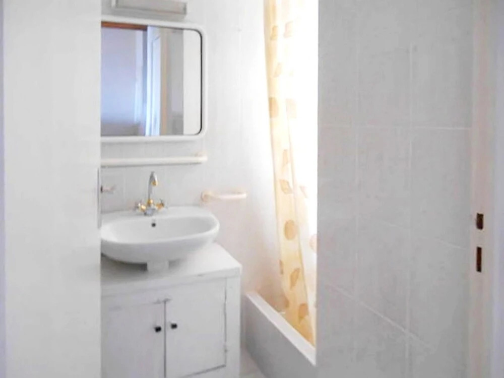 Apartment With one Bedroom in Porticcio, With Wonderful sea View, Pool