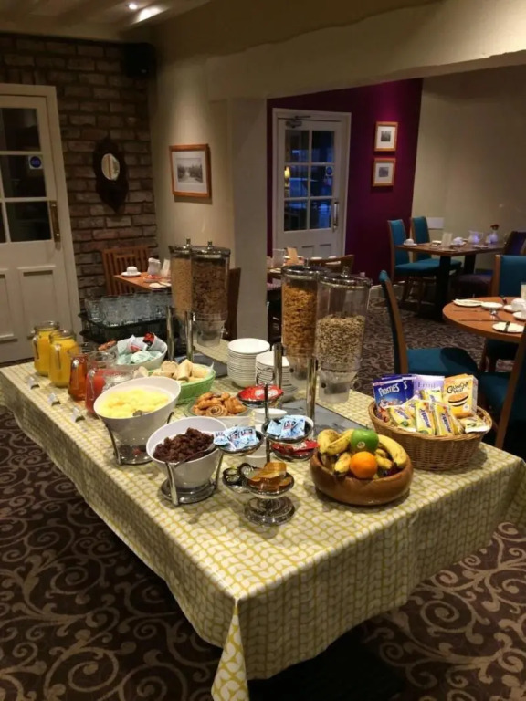 Wheatlands Lodge Hotel
