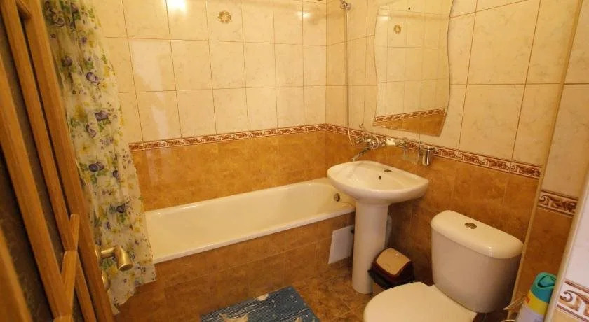 Divnyy Guest House