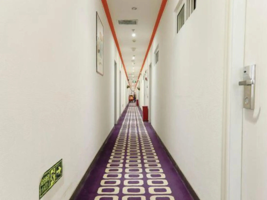 Pod Inn Hotel (Kunming Old Street Cuihu Park)