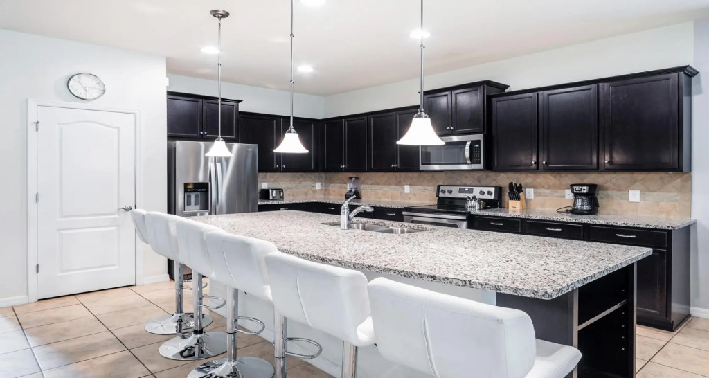GREENVIEW 8BR Grand Pool VILLA close to DISNEY