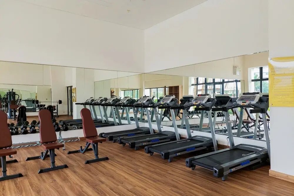 Comfortable Design 2BR with Washing Machine Sky House BSD Apartment By Travelio