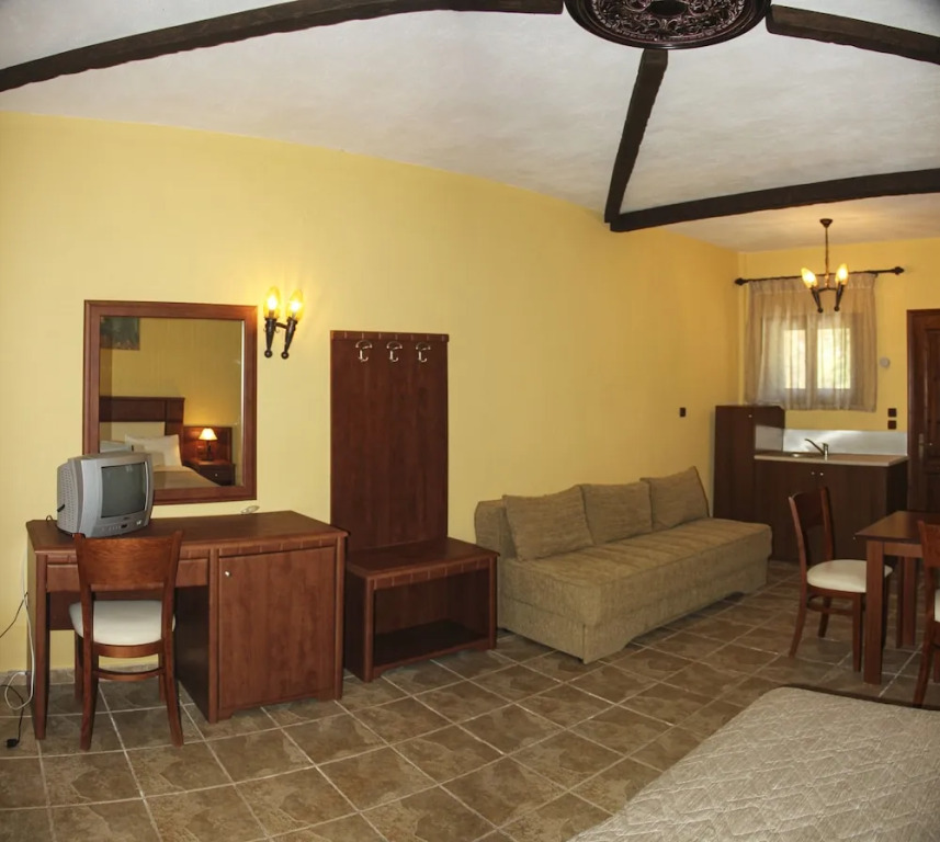 Hotel pool bar Tsigoura
