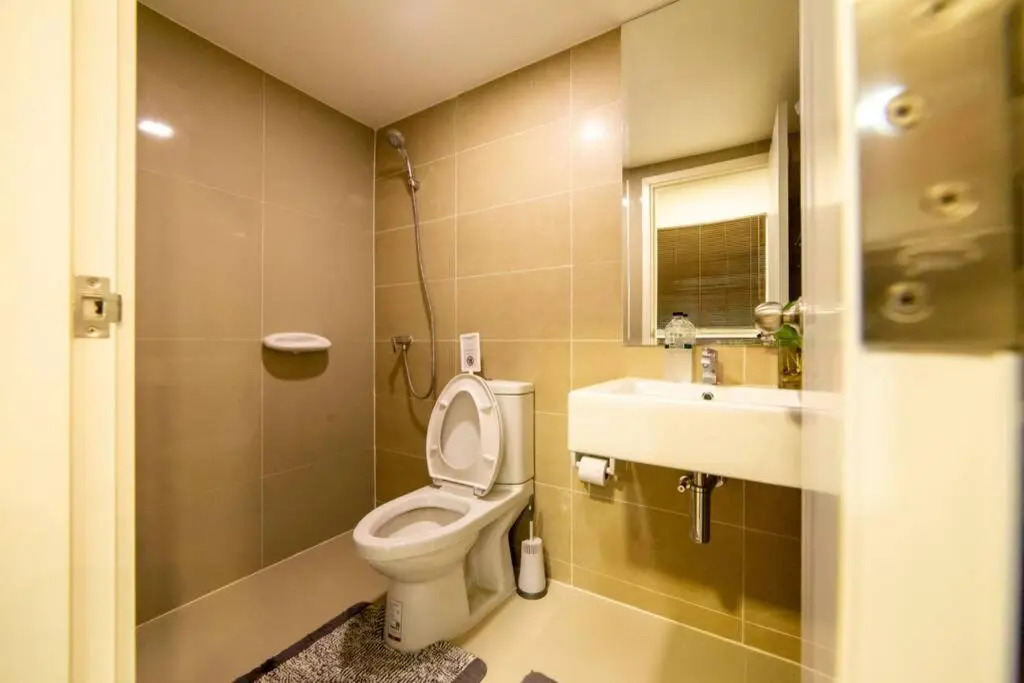 3BRs Townhouse near BigCCentre/Int.School